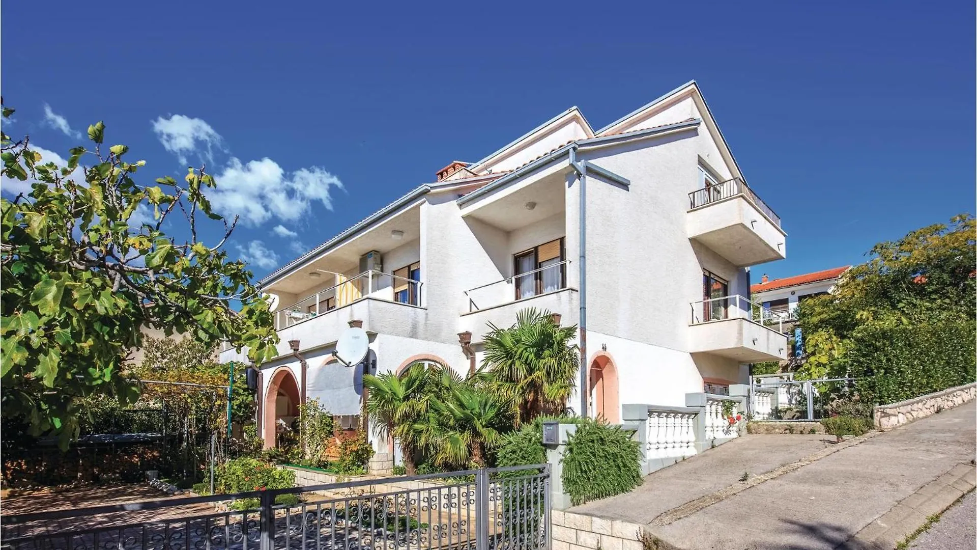 Awesome Apartment In Novi Vinodolski With Wifi